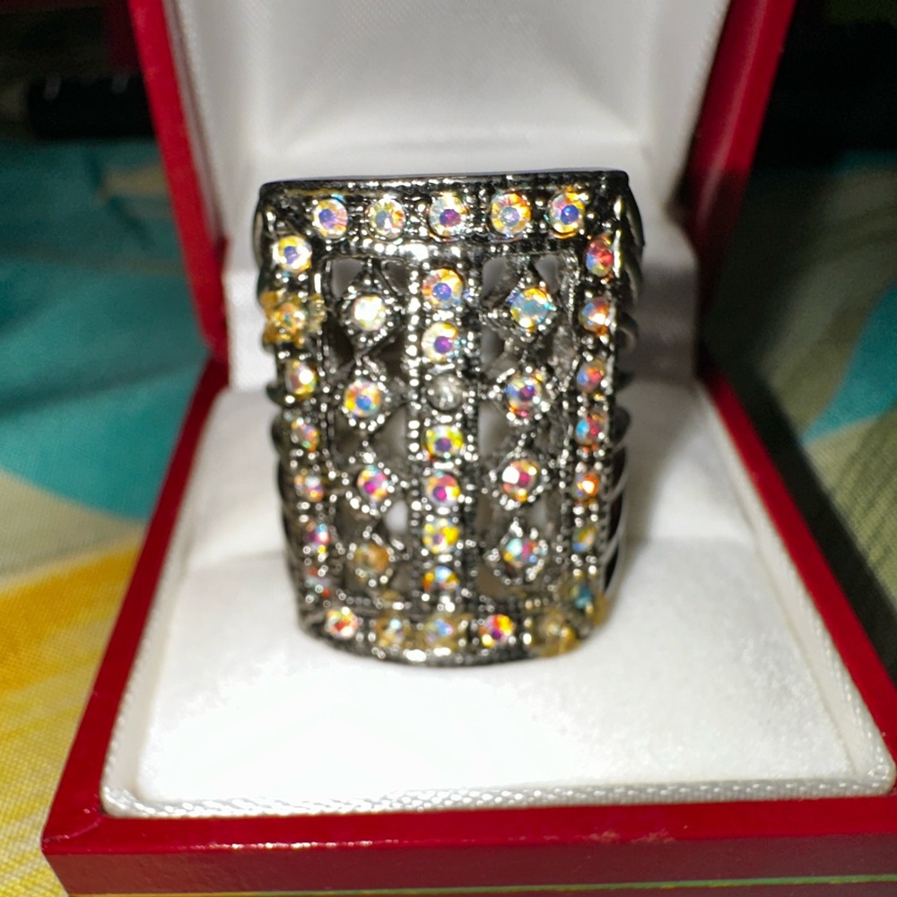 Elegant Multicolor Gemstone Ring - image 1